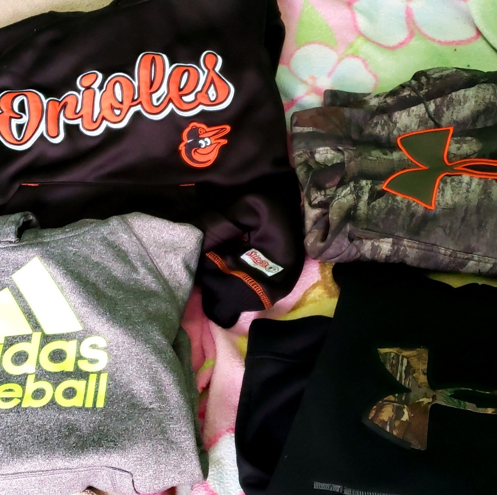 4 boys sweatshirts
